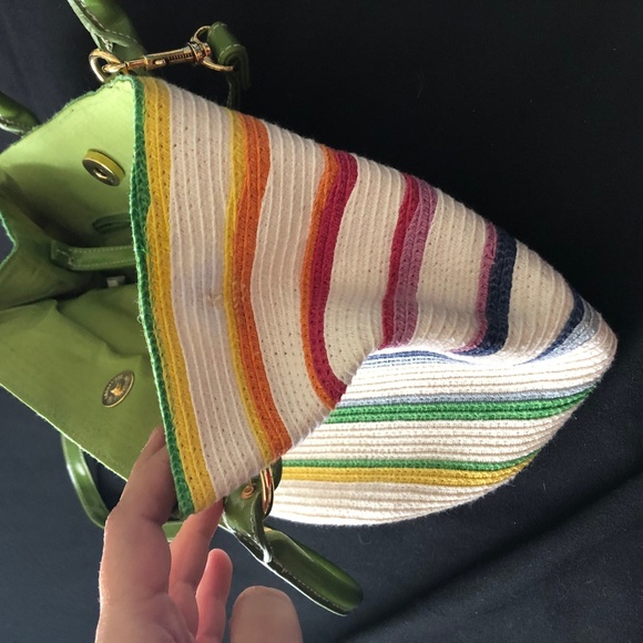 VINTAGE 1980s Like New white rainbow stripe purse - Picture 8 of 8